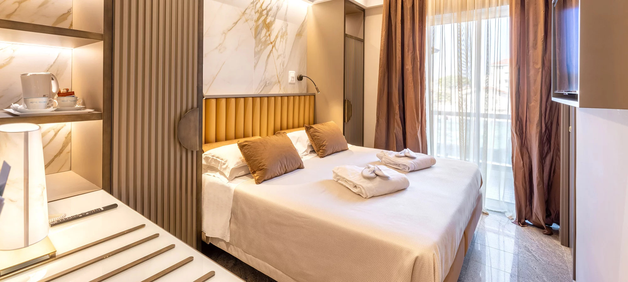 media.2004-2000x900jpg